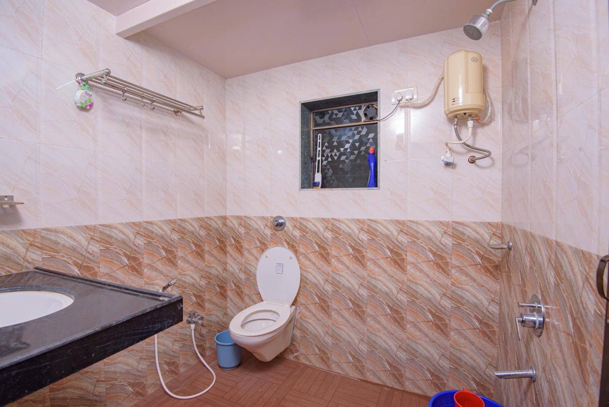 Prajakta Rest House Alībāg Zimmer foto